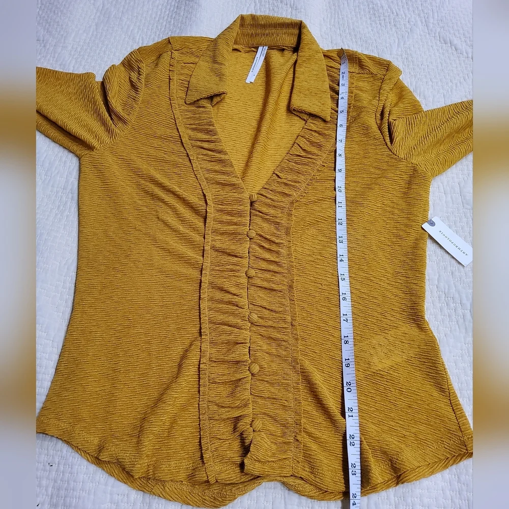 Anthropologie Gold Textured Button Down Blouse Size M